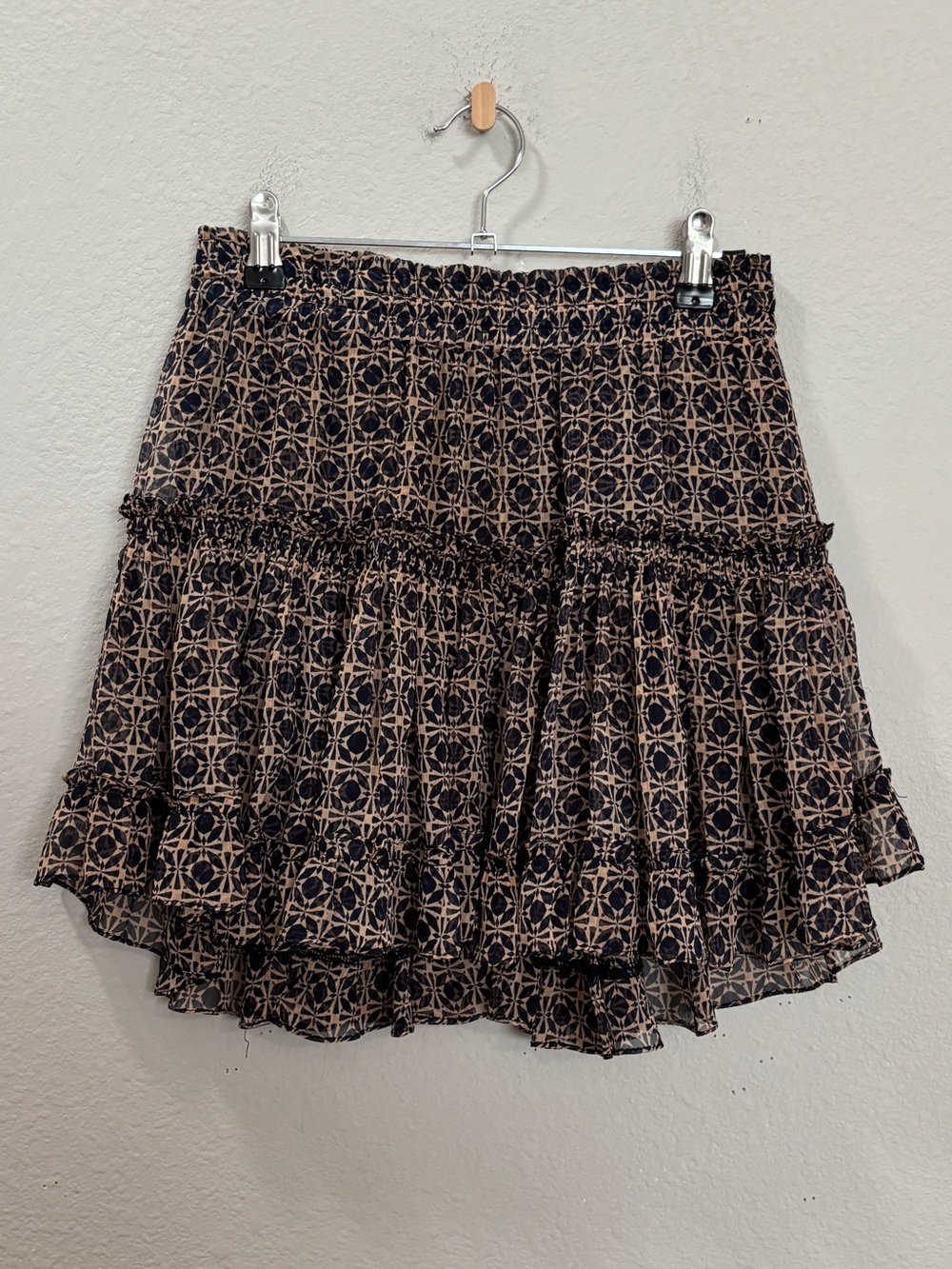 MISA Los Angeles Geometric Printed Ruffle Mini Skirt Black Tan Size XS